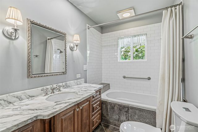 2944 Madrona Drive, Longview, WA 98632