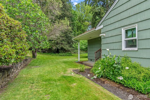 2944 Madrona Drive, Longview, WA 98632