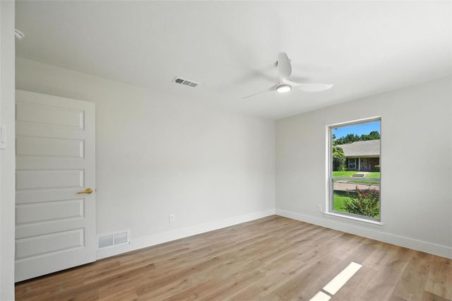 7620 La Risa Drive, Dallas, TX 75248