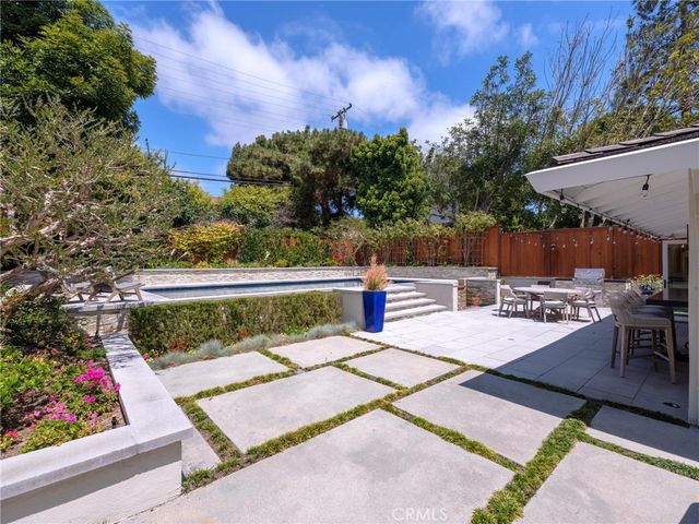 2600 Via Pacheco, Palos Verdes Estates, CA 90274