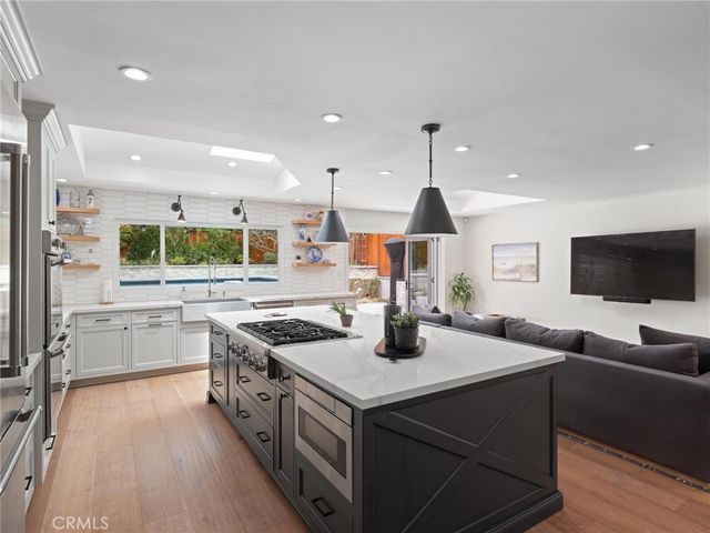 2600 Via Pacheco, Palos Verdes Estates, CA 90274