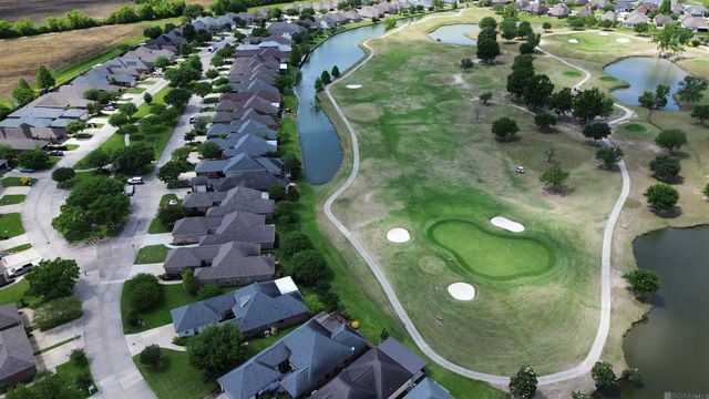 5351 Courtyard Dr, Gonzales, LA 70737