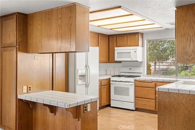 12435 Reata, Apple Valley, CA 92308