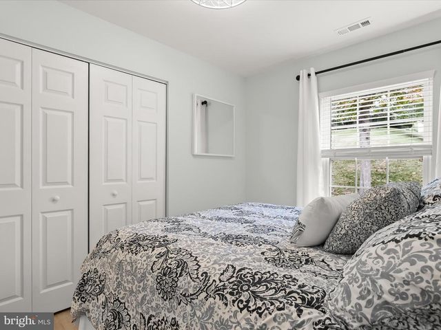4 RUMFORD DR #203, Catonsville, MD 21228