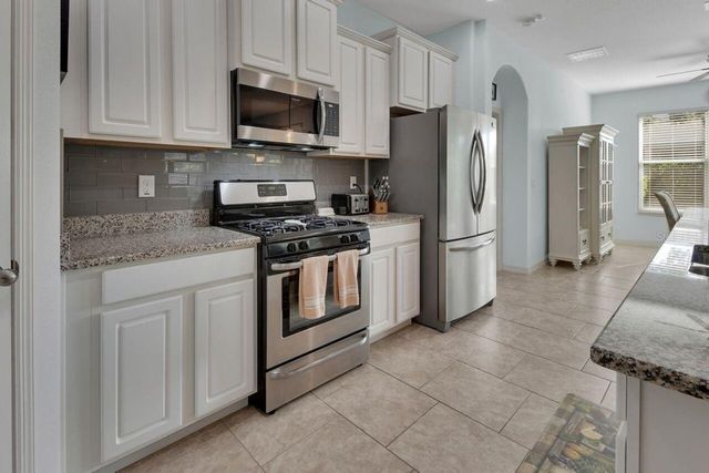 217 W CHERRY PLACE, Deland, FL 32724