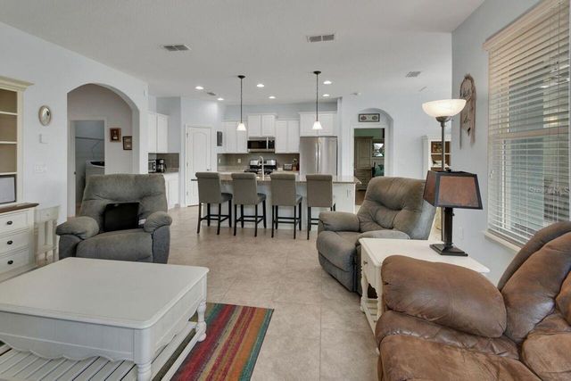 217 W CHERRY PLACE, Deland, FL 32724