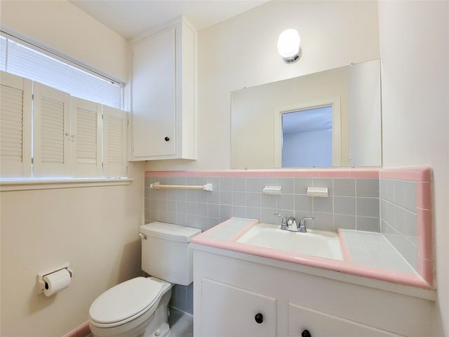 5442 Kinglet Street, Houston, TX 77096