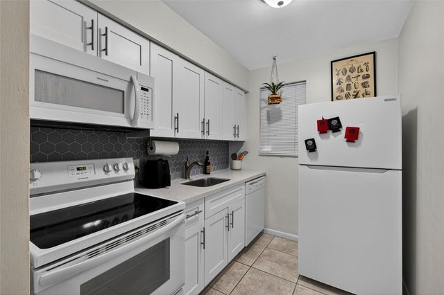 1620 NE 20th Avenue, Fort Lauderdale, FL 33305