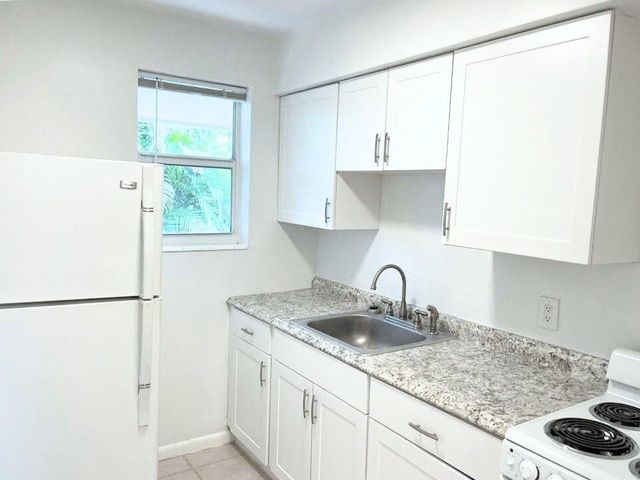 1620 NE 20th Avenue, Fort Lauderdale, FL 33305