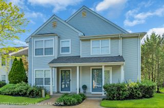 131 Wellington Court 4-1, Manalapan, NJ 07726