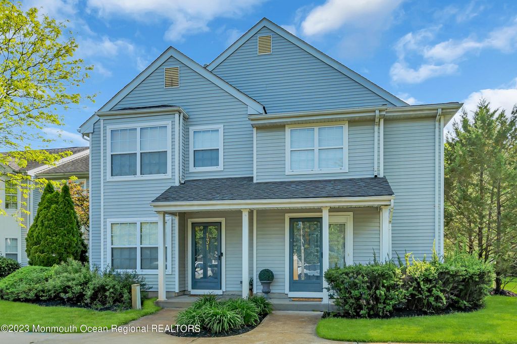 131 Wellington Court 4-1, Manalapan, NJ 07726