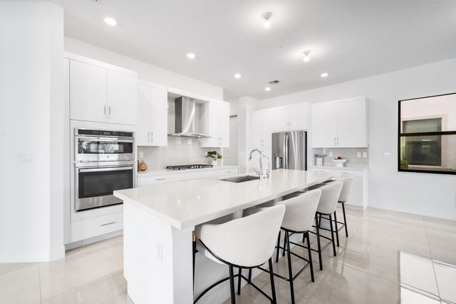 12260 N Baypoint Circle, Parkland, FL 33076
