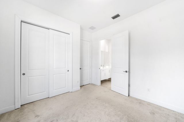 12260 N Baypoint Circle, Parkland, FL 33076
