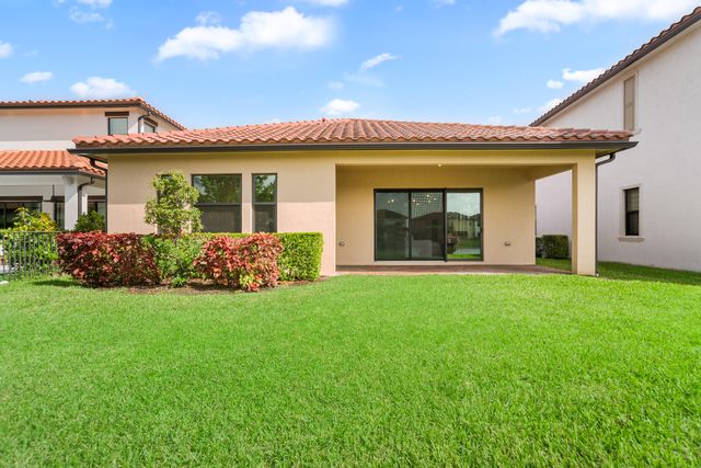 12260 N Baypoint Circle, Parkland, FL 33076