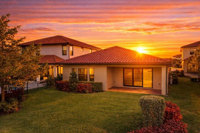 12260 N Baypoint Circle, Parkland, FL 33076