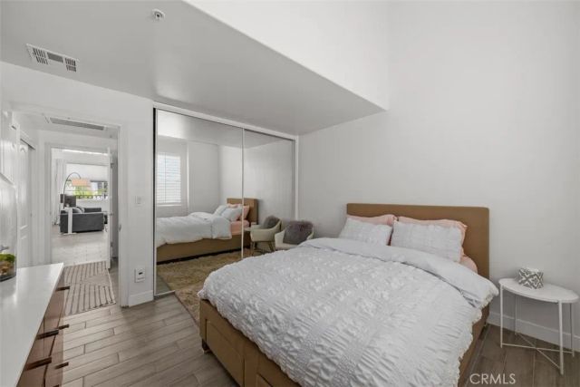 7110 La Tijera J202, Los Angeles, CA 90045