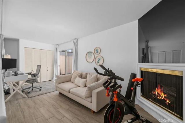 7110 La Tijera J202, Los Angeles, CA 90045