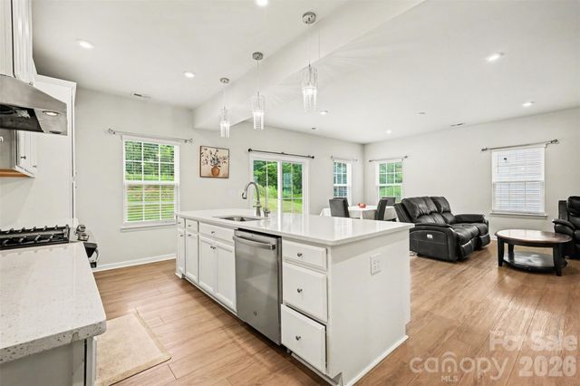 3030 Streamside Drive, Davidson, NC 28036