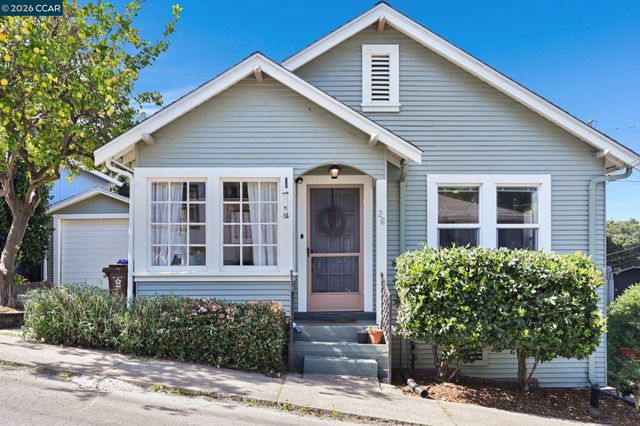 26 Cooke St, Crockett, CA 94525
