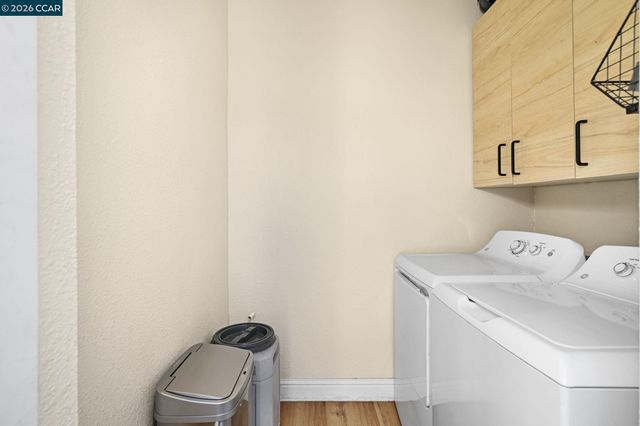 26 Cooke St, Crockett, CA 94525