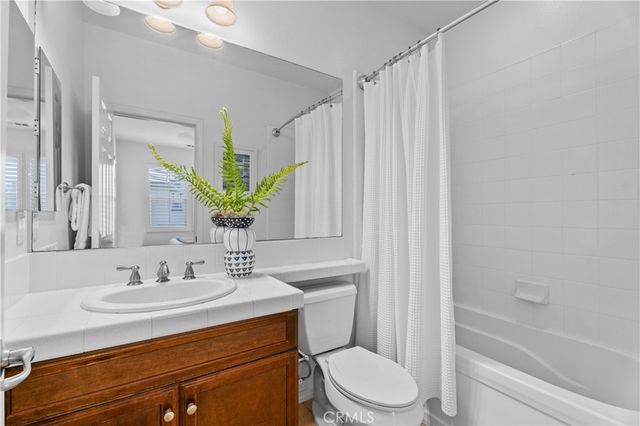 3320 Laviana, Tustin, CA 92782