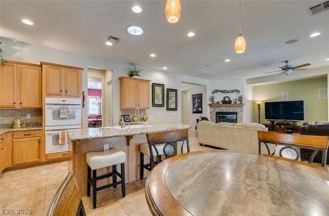 8125 Soledad Canyon Street, Las Vegas, NV 89131