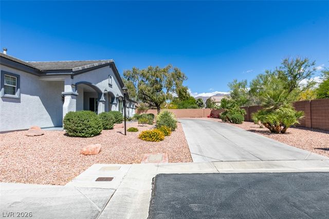 8125 Soledad Canyon Street, Las Vegas, NV 89131