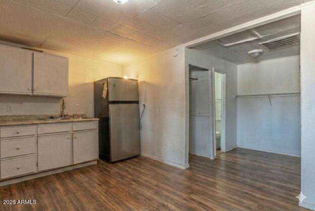 2242 E TAYLOR Street, Phoenix, AZ 85006 — photo 3