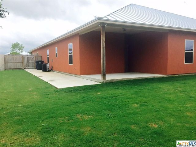 1014 TRIPP LN, New Braunfels, TX 78130