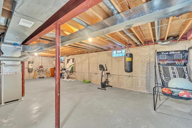 8328 W Wisconsin AVENUE, Wauwatosa, WI 53213