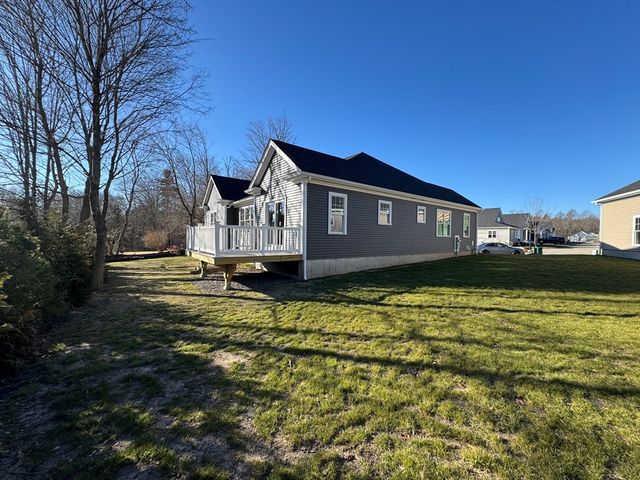 24 Coach Road, Easton, MA 02375