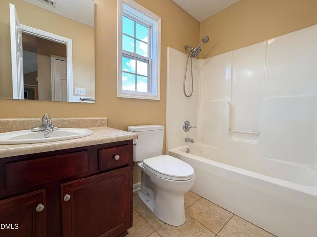 158 Ironwood Way, Raeford, NC 28376