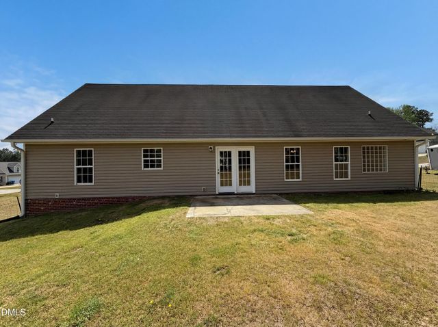 158 Ironwood Way, Raeford, NC 28376