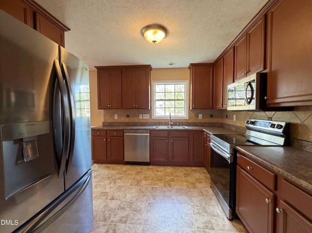 158 Ironwood Way, Raeford, NC 28376