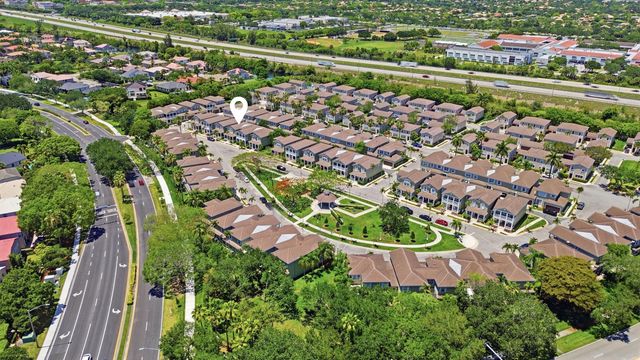 10581 NW 56th Place, Coral Springs, FL 33076