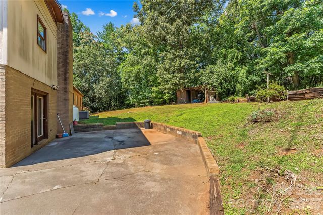 5350 Jay Road, Morganton, NC 28655