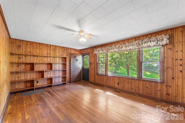 5350 Jay Road, Morganton, NC 28655