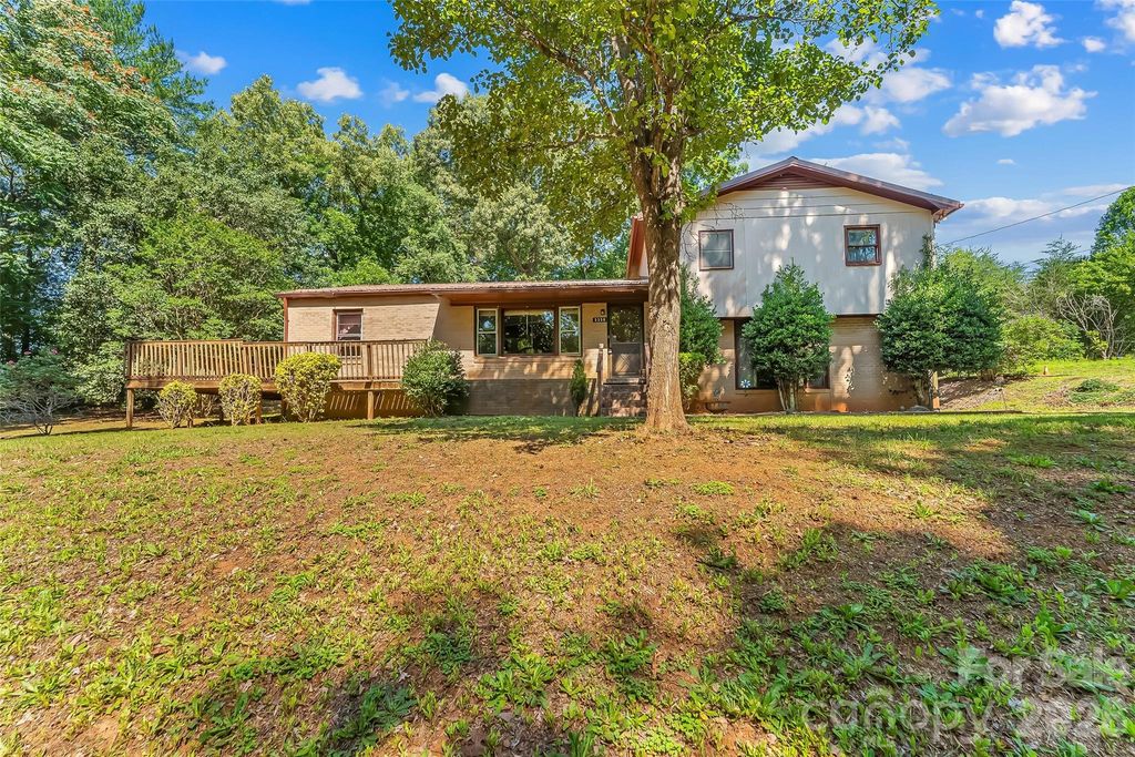 5350 Jay Road, Morganton, NC 28655