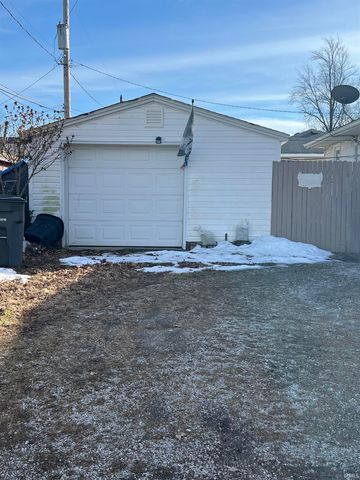 1800 S Boeke Road, Evansville, IN 47714