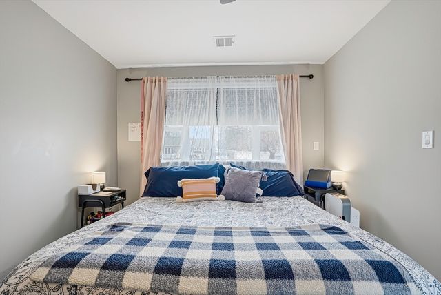 46 Brookfield Cir, Framingham, MA 01701