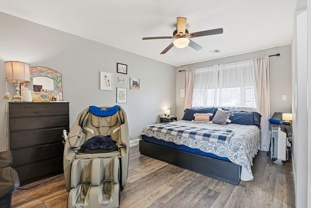 46 Brookfield Cir, Framingham, MA 01701