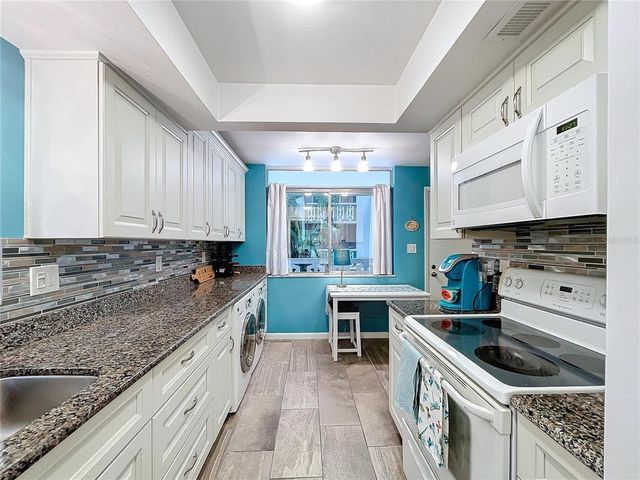 1012 PEARCE DRIVE 211, Clearwater, FL 33764