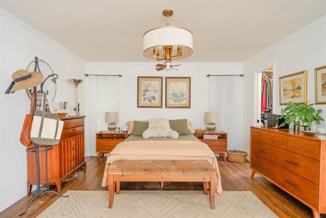 809 Sandhurst Drive, Edmond, OK 73034