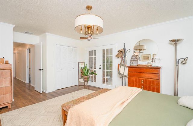 809 Sandhurst Drive, Edmond, OK 73034