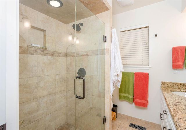 809 Sandhurst Drive, Edmond, OK 73034