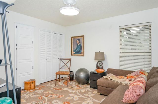 809 Sandhurst Drive, Edmond, OK 73034