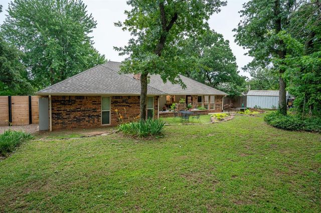 809 Sandhurst Drive, Edmond, OK 73034