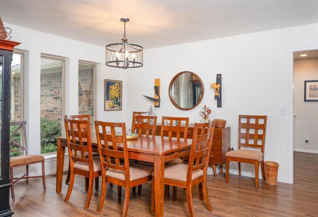 809 Sandhurst Drive, Edmond, OK 73034