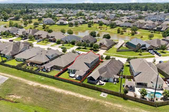 24622 Emerald Pool Falls Drive, Tomball, TX 77375