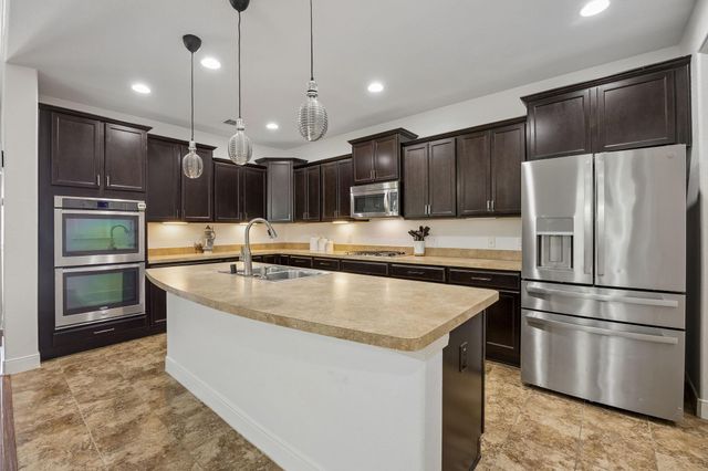 24622 Emerald Pool Falls Drive, Tomball, TX 77375